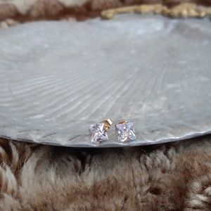 Zirconia 💎 Diamond Earrings